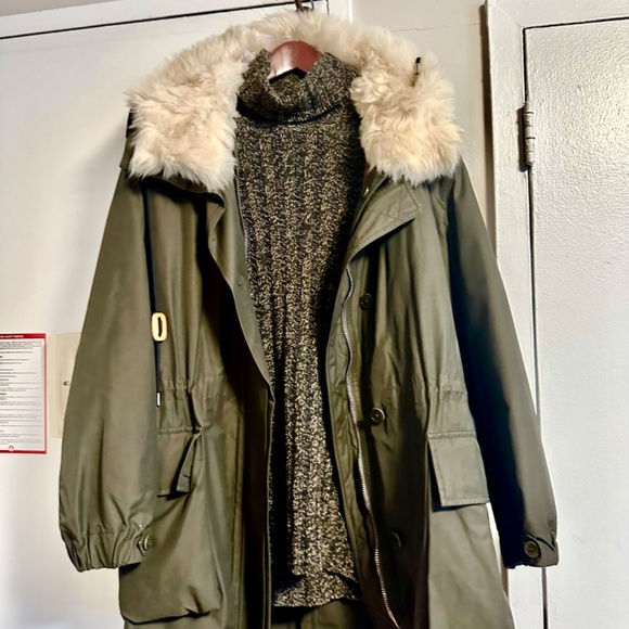 Theory Parka with Natural Shearling Trim, detachable fur trim and lining, sz M - Picture 6 of 6